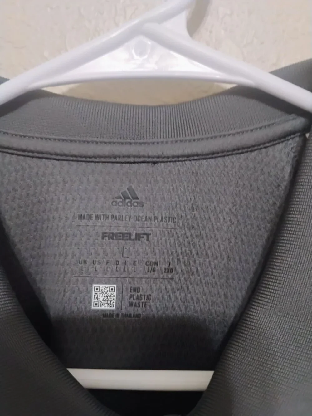 Adidas Men's L Gray Black Pinstripe FreeLift AEROREADY Tennis Polo Shirt